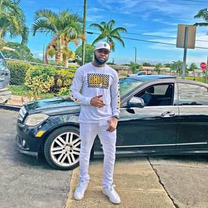 Meet your Posher, Jean